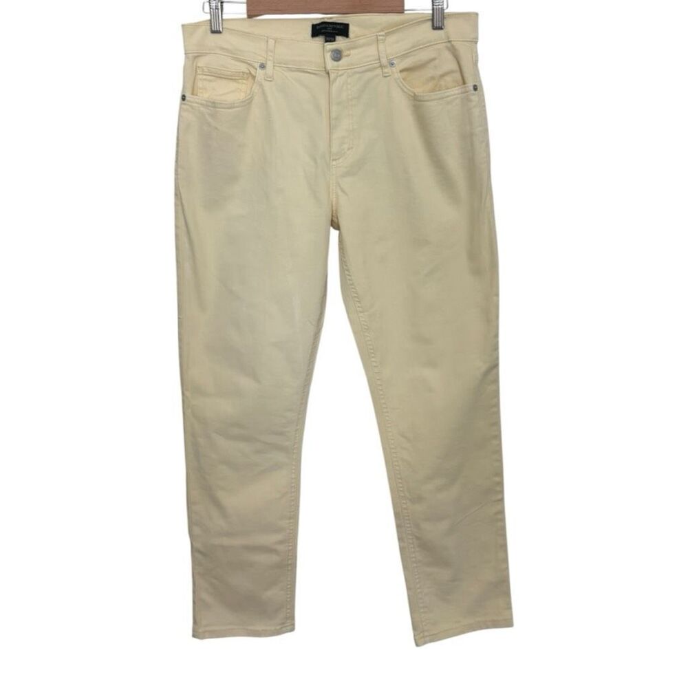 Banana Republic Butter yellow Girlfriend Jeans Size 10 Straight leg 5 Pocket - Picture 2 of 6